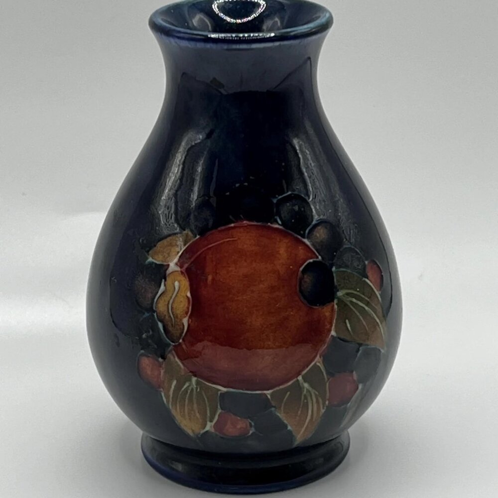 Early (1928-1949) Moorcroft Pomegranate Vase 4" Signed